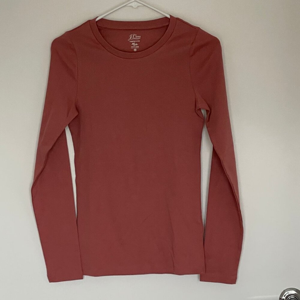 NWT J.Crew Perfect Fit Cotton Long Sleeve T Shirt in Salmon Pink - Size M